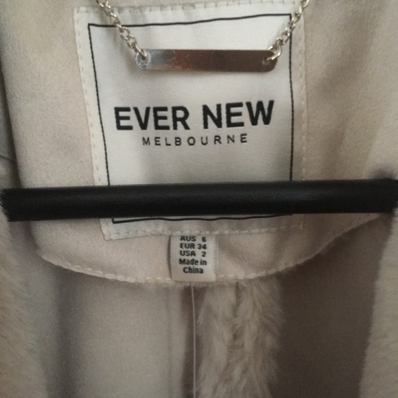 Evernew Elizabeth Coat size 2 - Picture 3 of 4